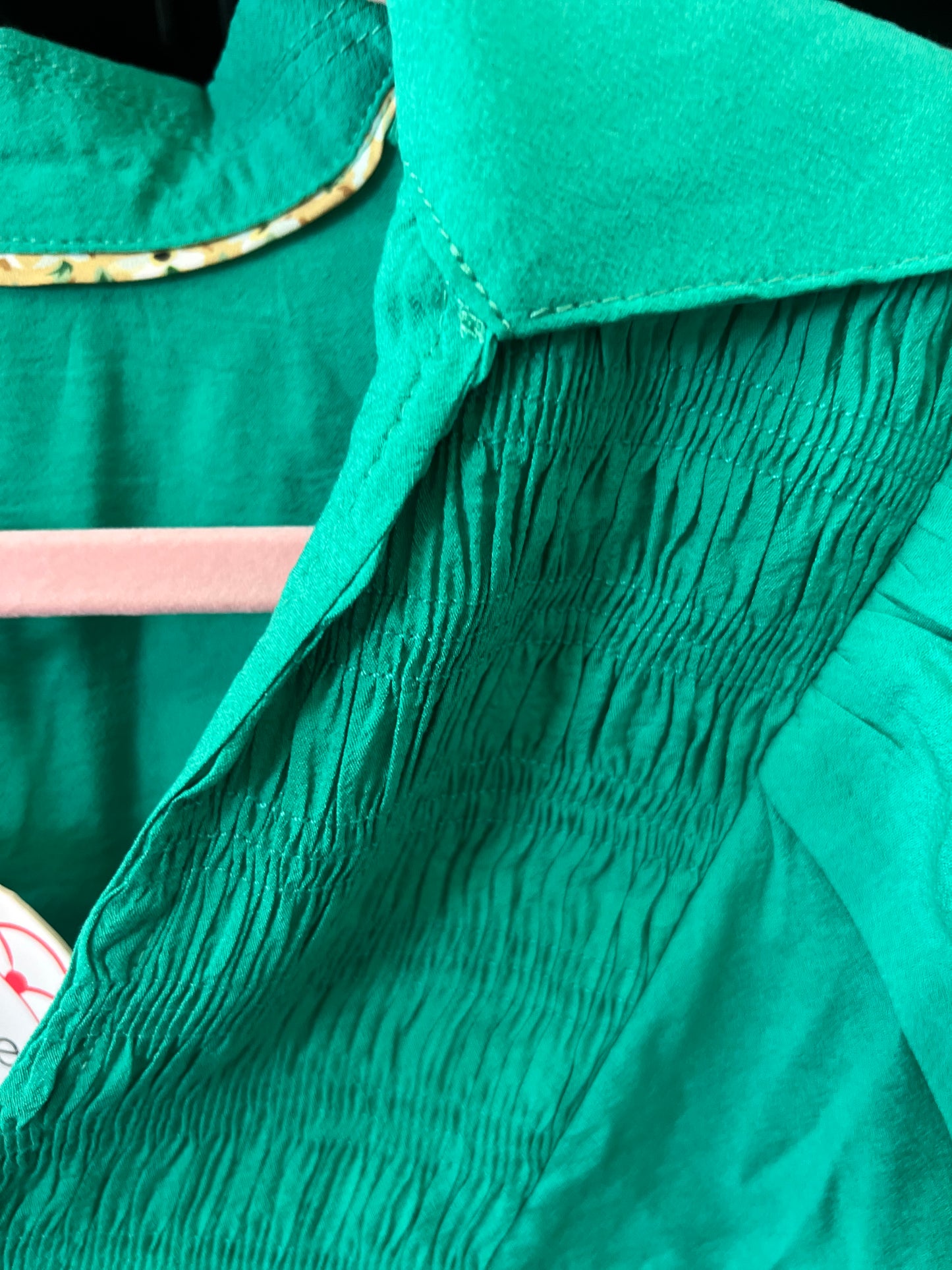 Green Bubble Sleeve Top