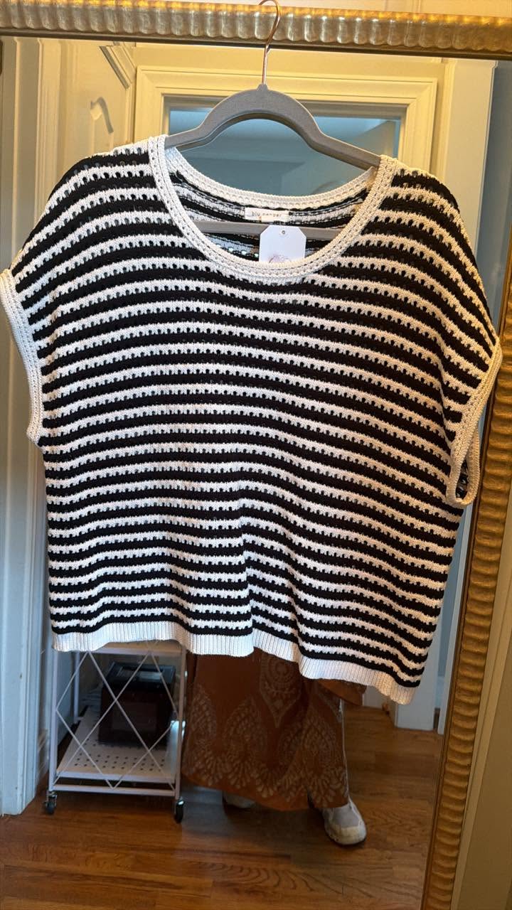 Black & White Sweater Top