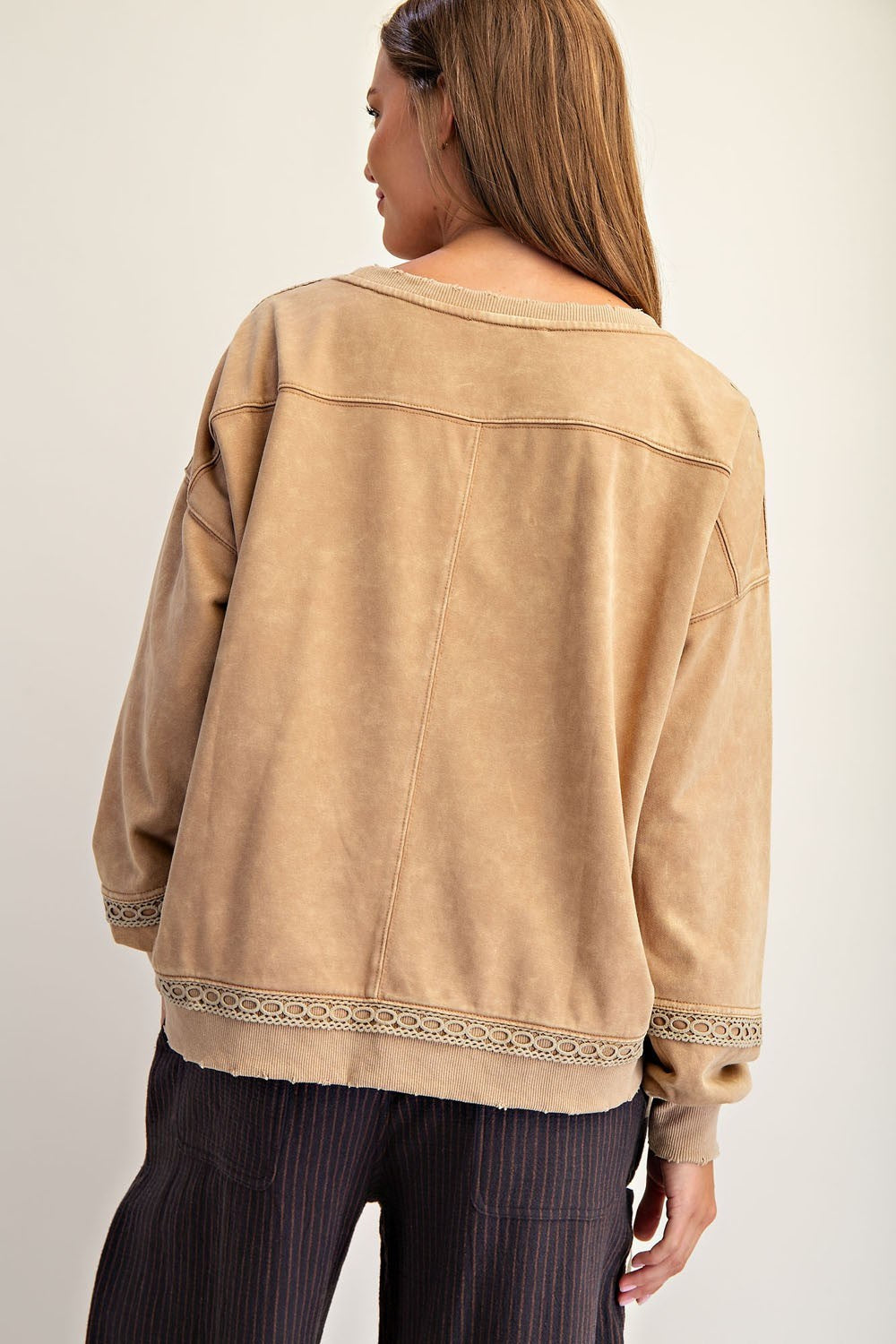Mineral Washed Boot Motif Long Sleeve Sweatshirt