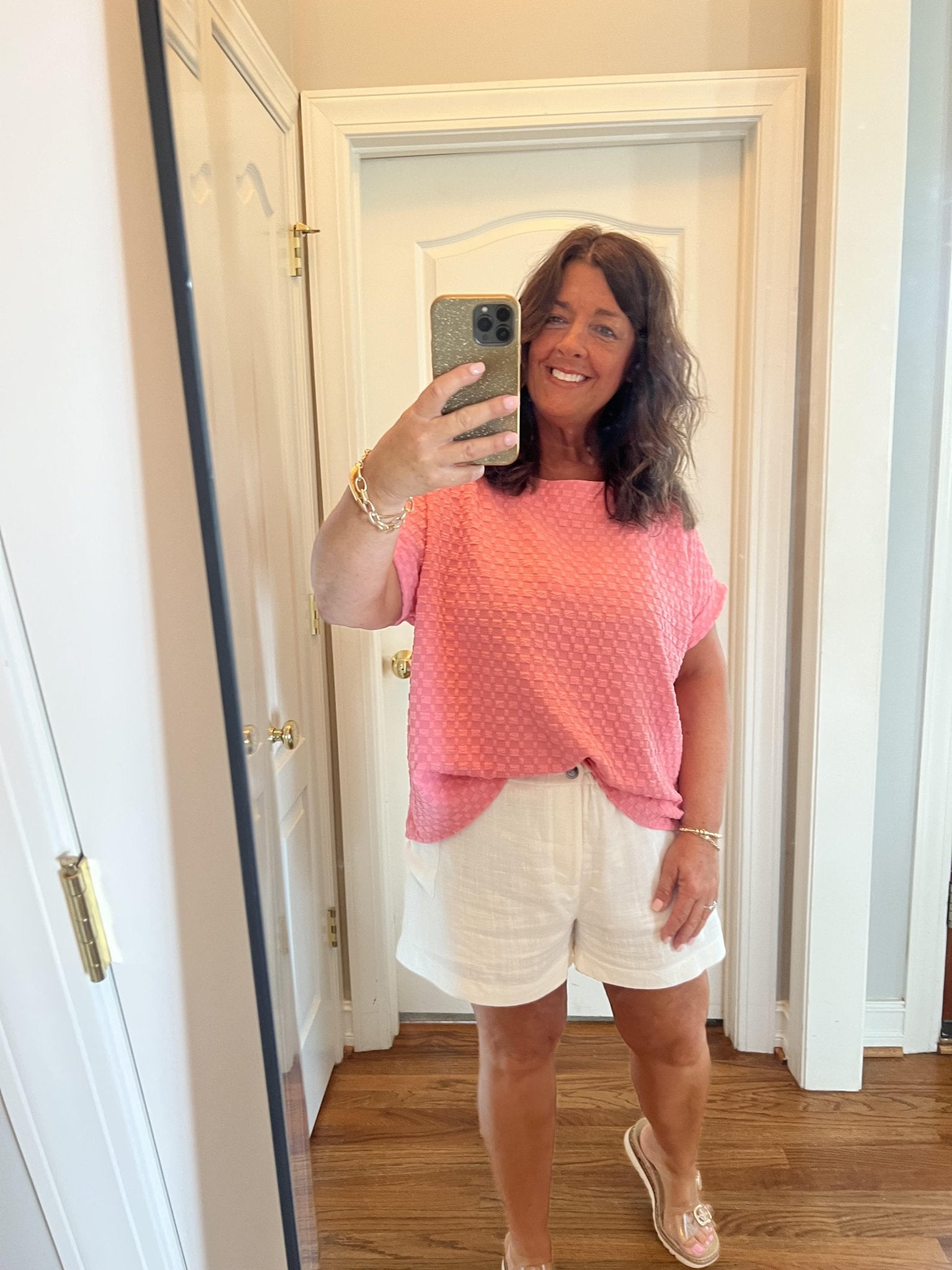 Back Button Textured Top-Coral Pink - Simply Pink Boutique