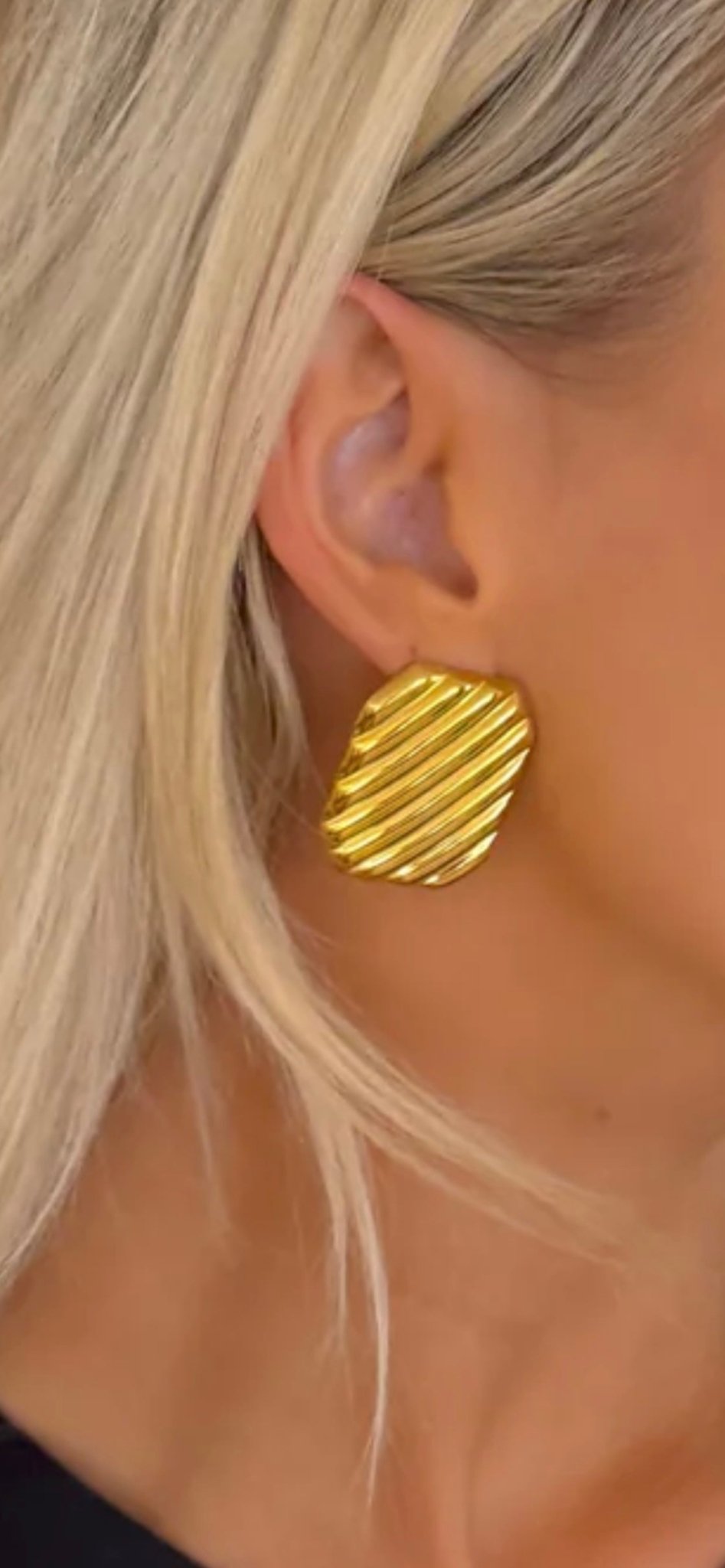 Megan Earrings PREORDER - Simply Pink Boutique