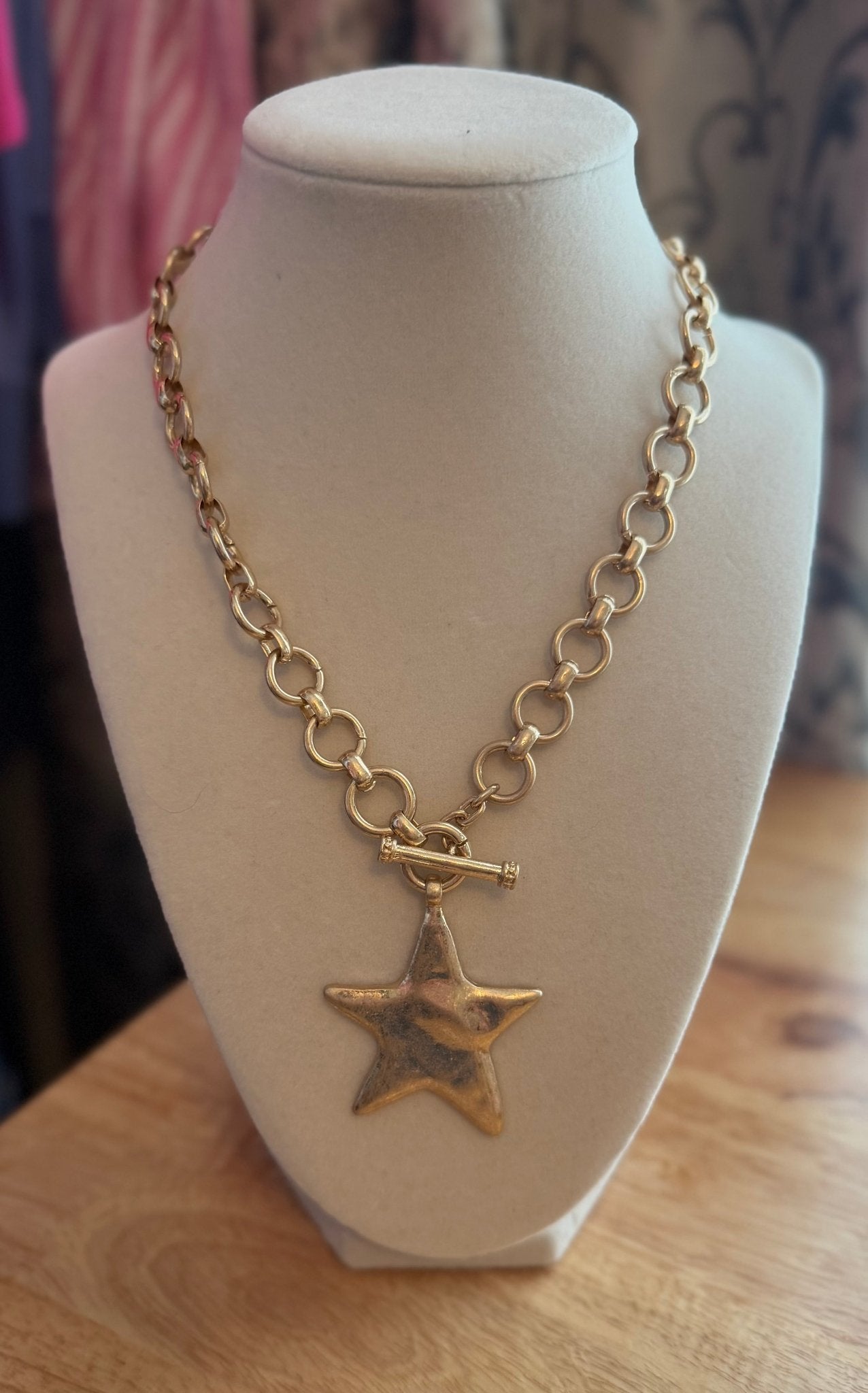Star Necklace with Toggle - Simply Pink Boutique
