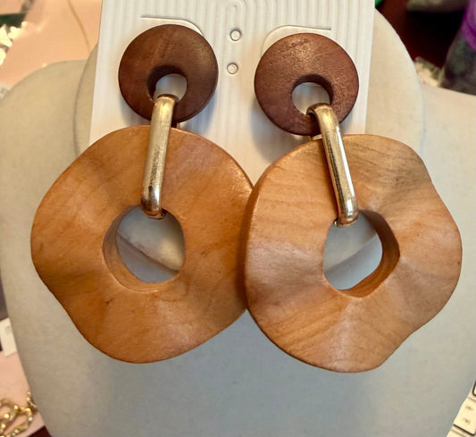 Wavy & Wooden Earrings - Simply Pink Boutique
